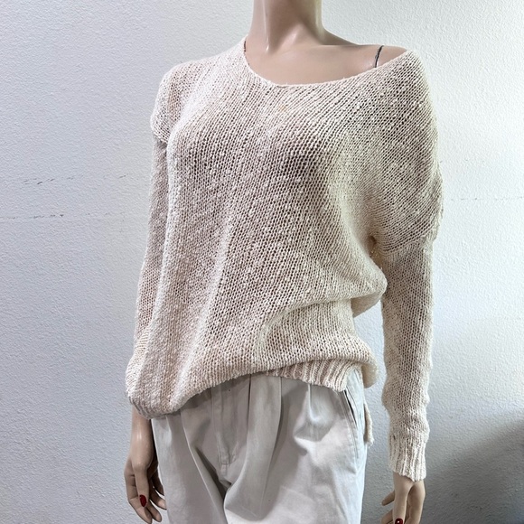 Essentials Cream V neck Sweater - Picture 14 of 16